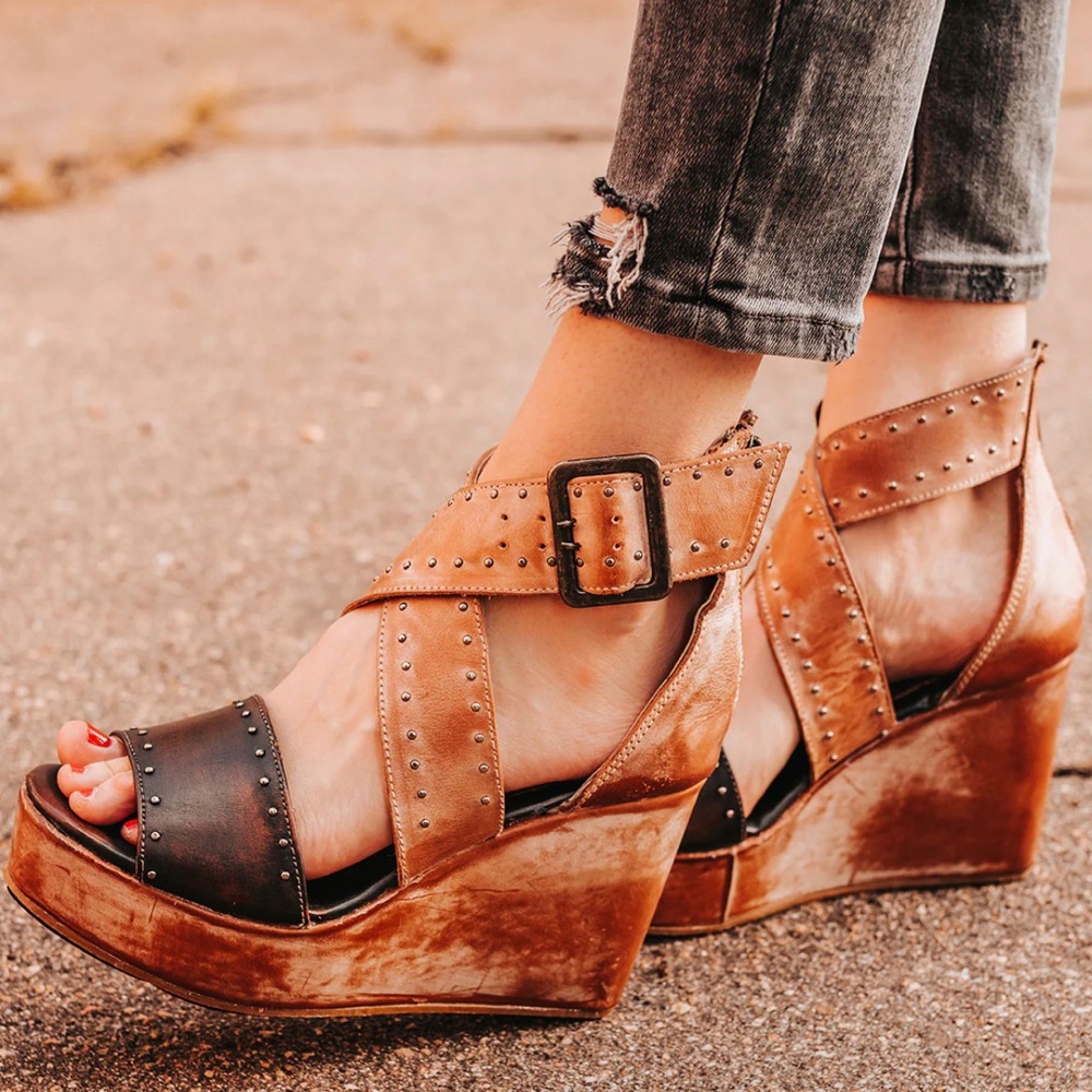 Freebird by Steven Terra Wedge Sandals in Taupe Multi NWT